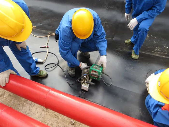 冬季HDPE土工膜施工注意事項